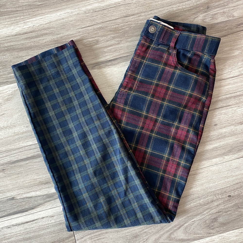 Hollister Plaid Ultra High-Rise Advanced Stretch Ankle Pant - XS